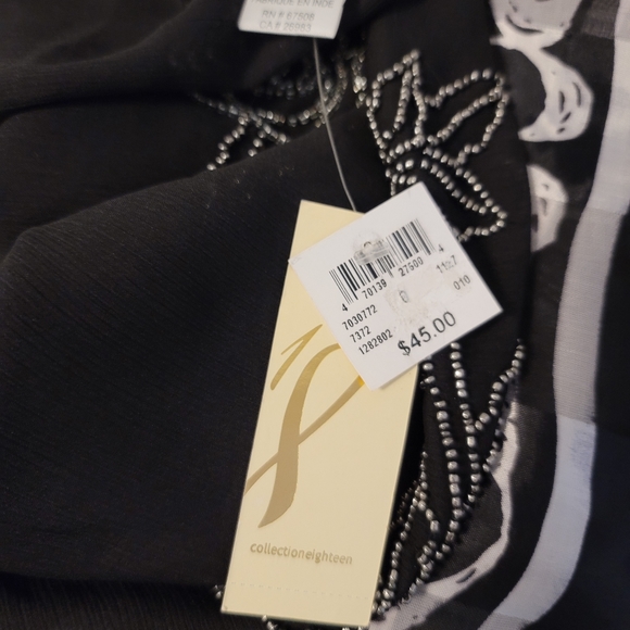 Scarves - Picture 5 of 5